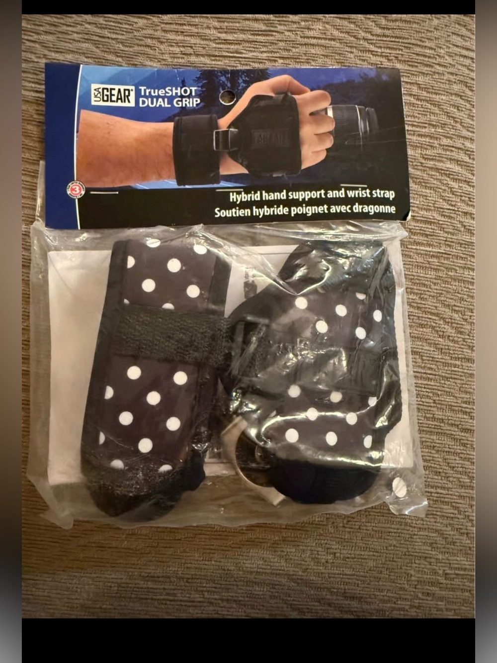 USA GEAR TrueSHOT Dual Grip Wrist Strap - Black with White Polka Dots